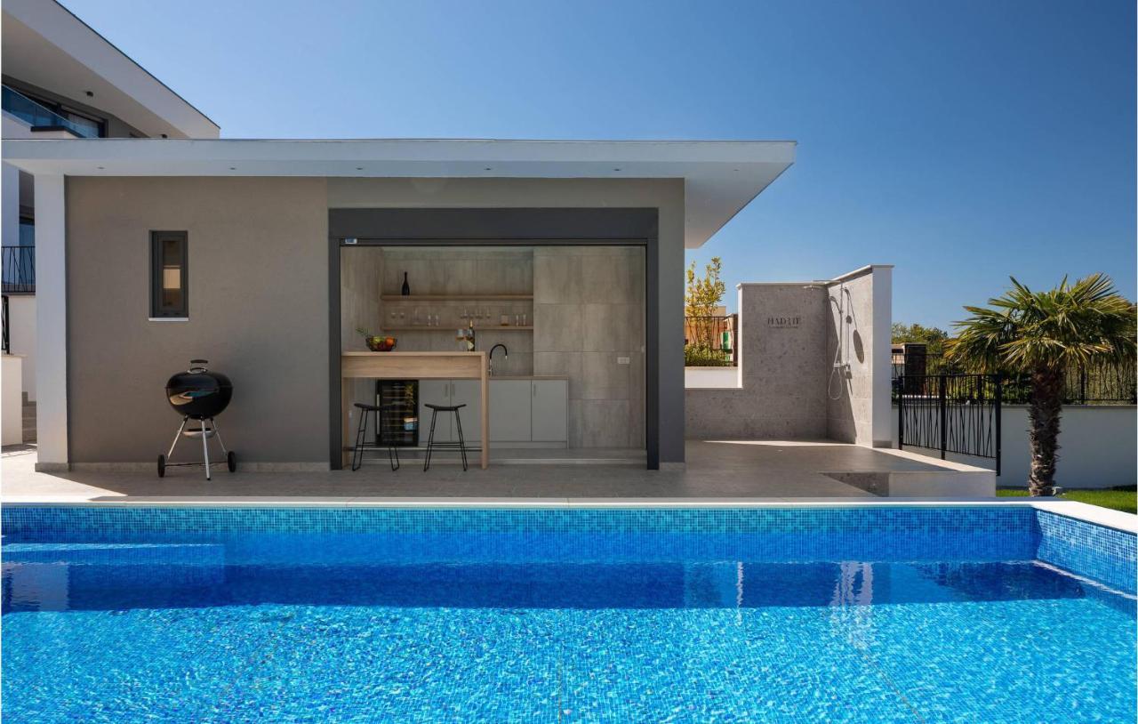 Pet Friendly Home In Zidarici With House Sea View 万塔西西 外观 照片